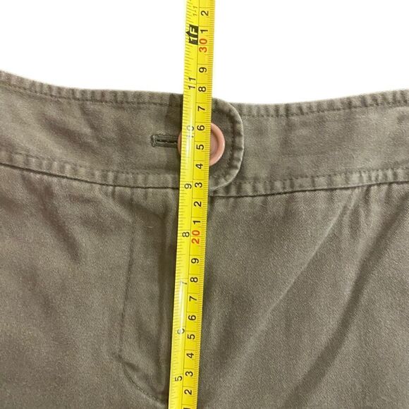Ann Taylor Loft size 12 green buttons pockets shorts - Picture 5 of 6